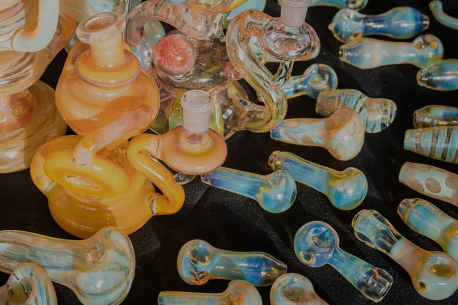 Weed Pipe Types: Which One is Right for You?