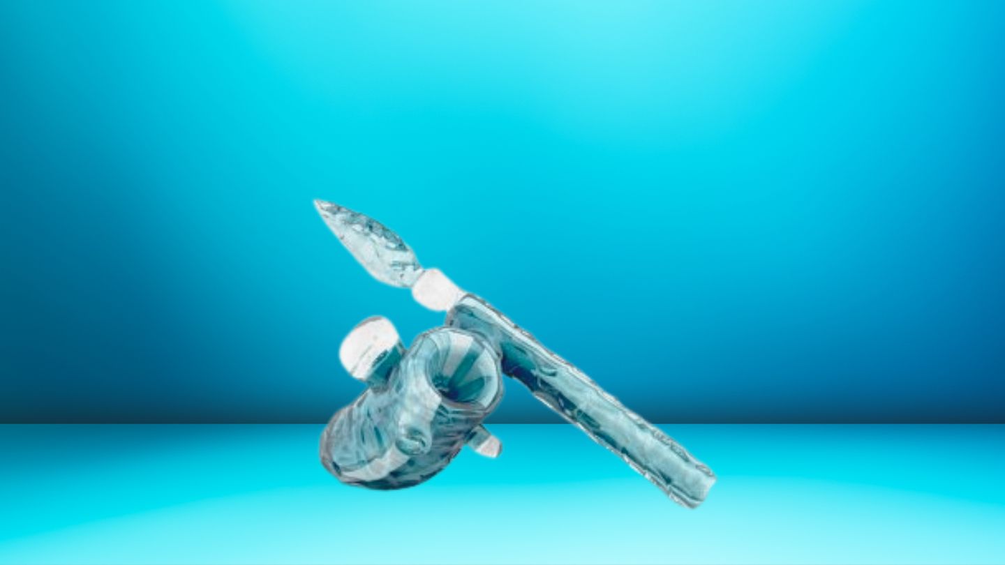 Smoking Pipes 101: How to Use a Glass Pipe