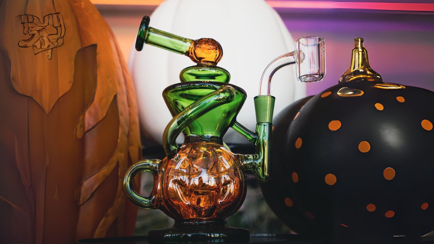 The variety of bongs and accessories