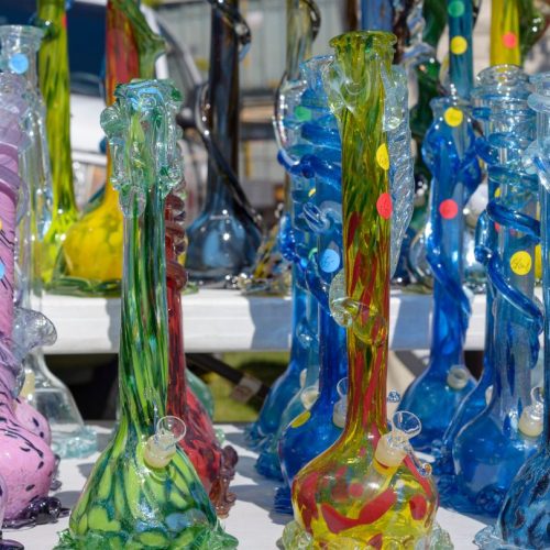 Mistakes People Make in a Bong Shop and How to Avoid Them